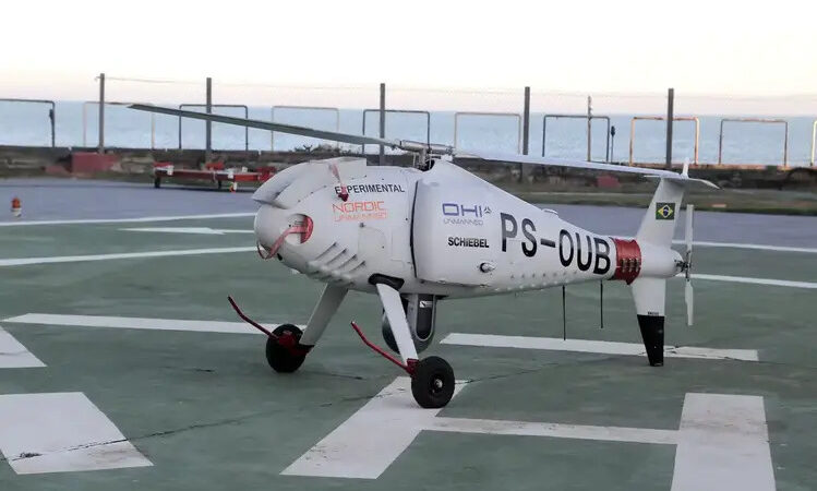 Petrobras testa voos pilotados de forma remota entre Macaé e a P-52, na Bacia de Campos 