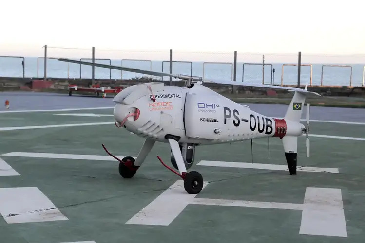 Petrobras testa voos pilotados de forma remota entre Macaé e a P-52, na Bacia de Campos