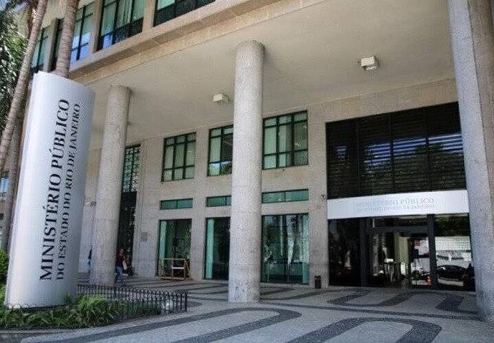 MP denuncia e cumpre mandados de busca e apreensão contra delegados em Carmo e Friburgo