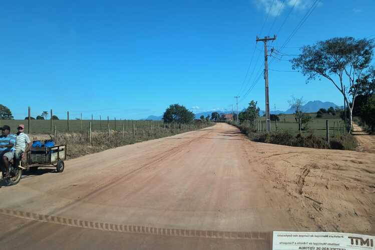 Trecho de chão da RJ-178 no limite de Campos com Quissamã gera reclamações