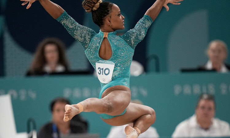 “Na última dança”, Rebeca é ouro no solo