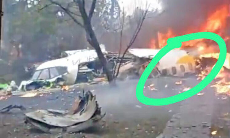 Avião com 58 passageiros e 4 tripulantes cai em Vinhedo