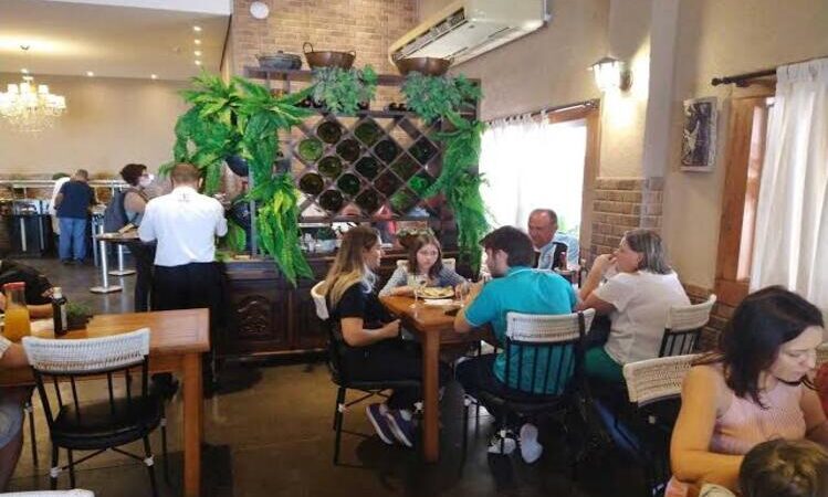 Dia dos Pais deve elevar em 20% faturamento de bares e restaurantes