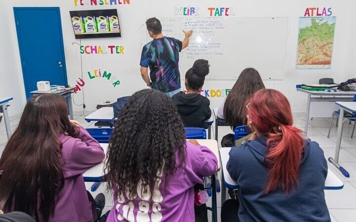 Governo do estado do RJ convoca mais 69 professores concursados