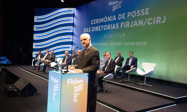 Campista Luiz Césio Caetano assume presidência da Firjan