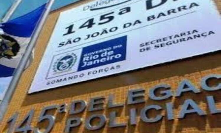 Bandidos encapuzados invadem casa e mantém duas mulheres reféns em SJB