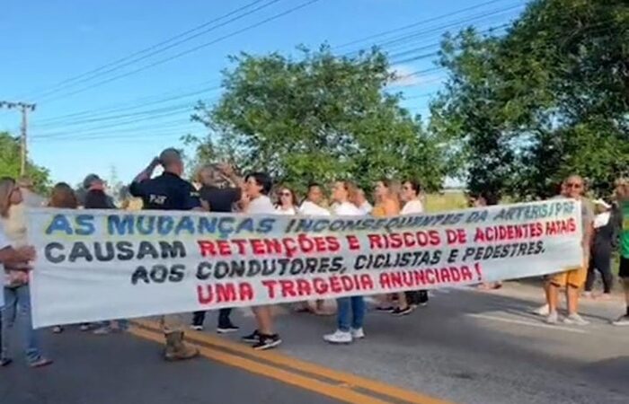 Justiça determina multa de R$ 10 mil para quem fizer manifestações na BR-101