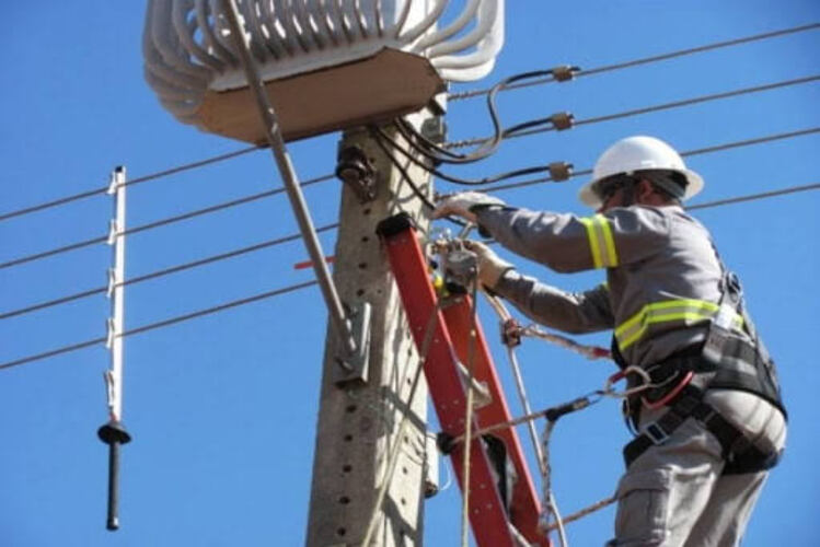 Enel corta luz de cinco prédios da Prefeitura de Campos por dívida de R$ 76 milhões