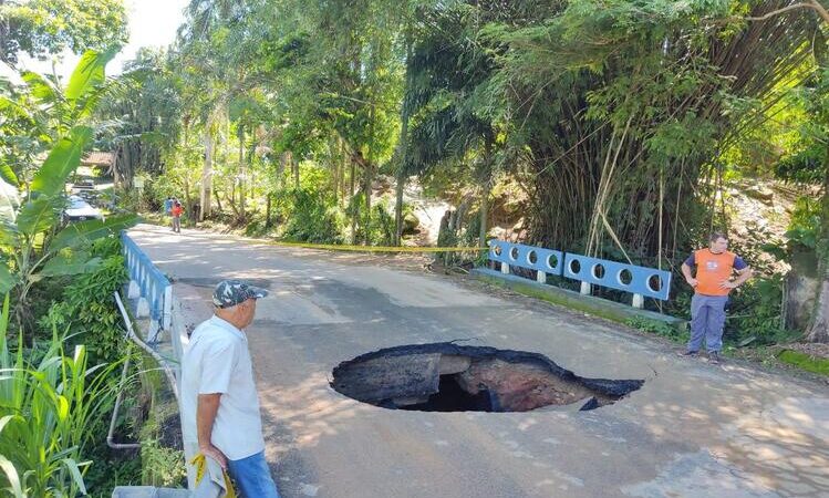 Estradas da região serrana de Macaé são interditadas após fortes chuvas