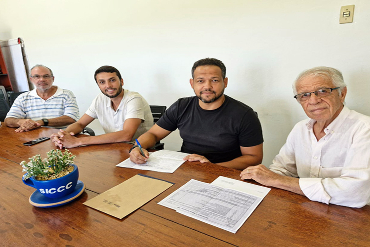 Firjan entrega equipamentos para padronizar produção ceramista no NF
