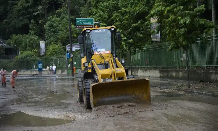 Governo do estado do RJ anuncia R$ 8 bilhões para enfrentamento de temporais