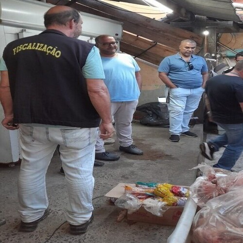 Vigilância em Saúde de Rio das Ostras apreende 350 quilos de carne imprópria para consumo