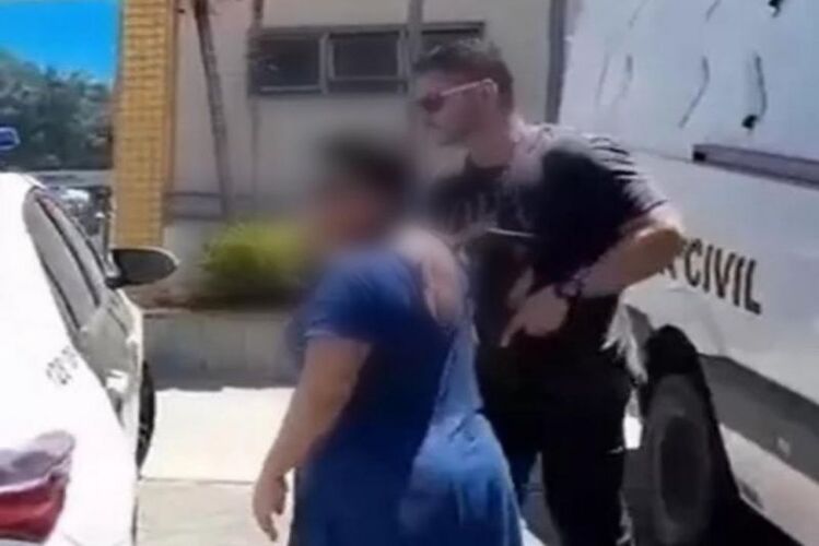 Suspeita de matar filho adotivo de 7 anos é presa em Rio das Ostras