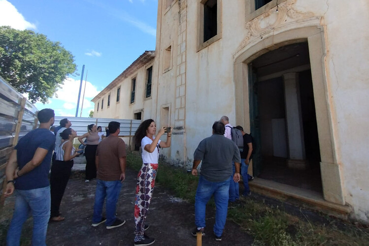 Equipe do Iphan vistoria obra do Arquivo Público Municipal de Campos