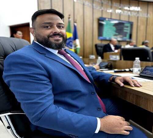 Vereador Daniel Abílio, de SFI, contalibiliza quatro projetos de lei já protocolados