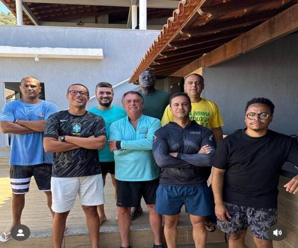 Atrás de apoio para 2026, Bacellar encontra Bolsonaro em Angra dos Reis