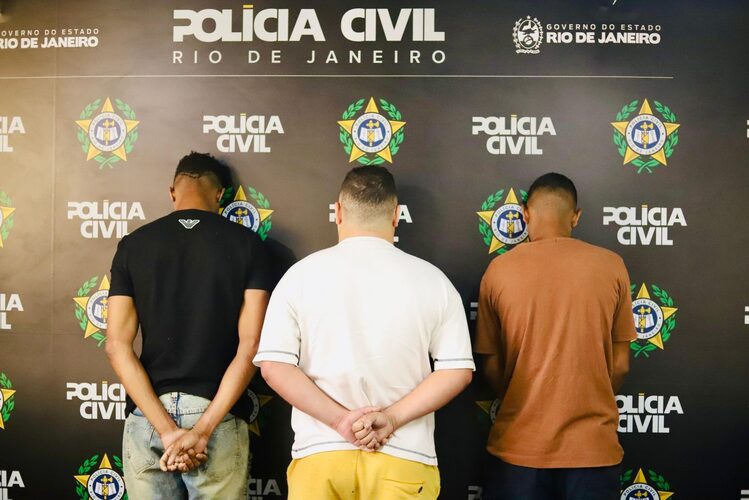 Polícia deflagra operação Quebrando Banca contra receptação de celulares roubados, em Campos