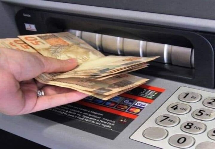 Servidores federais receberão reajuste retroativo a janeiro em 2 de maio