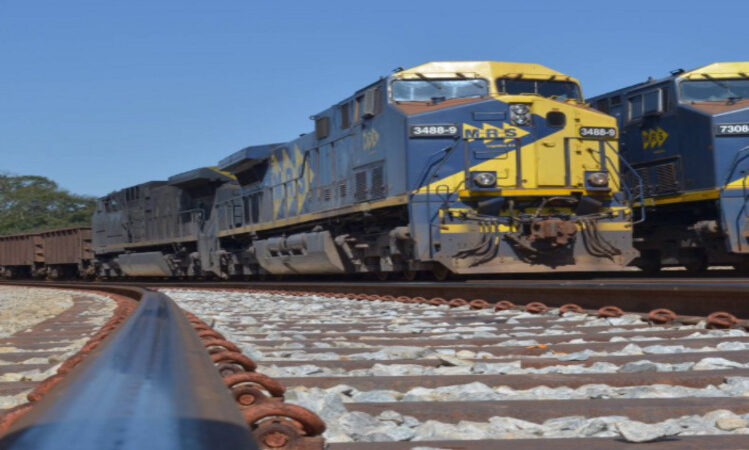 EF 118: ministro promete edital da Ferrovia Vitória-Rio até dezembro