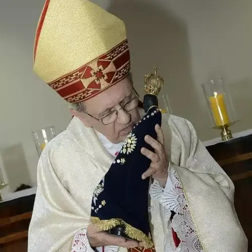 Morre, aos 89 anos, Dom Roberto Guimarães, bispo emérito de Campos