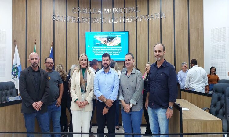 Prefeito de Macaé ministra palestra sobre desenvolvimento regional em SFI