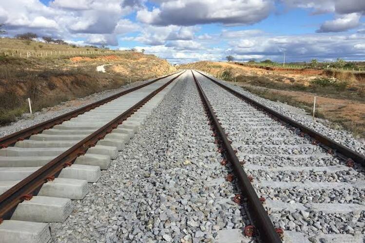 Ministério dos Transportes assegura obras da Ferrovia Vitória-Rio passando por SJB