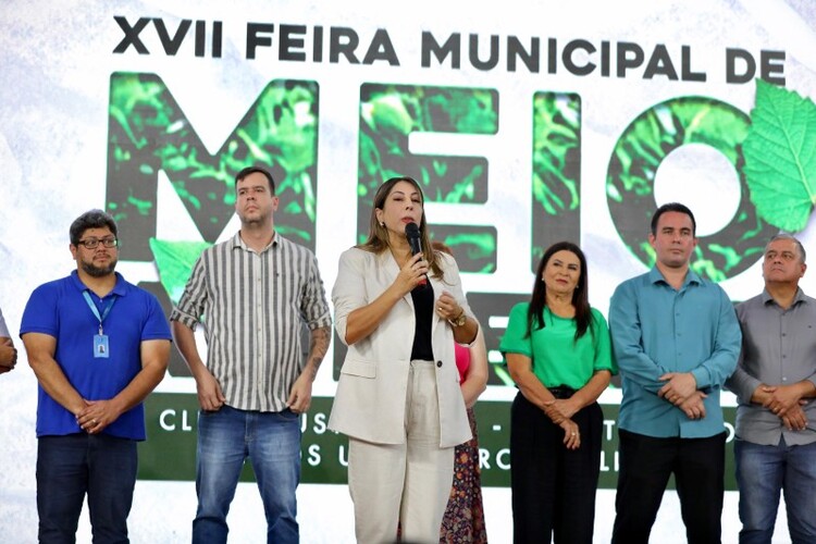 Carla Caputi abre XVII Feira Municipal de Meio Ambiente, em SJB