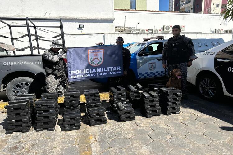 Polícia apreende 200 quilos de maconha em Campos