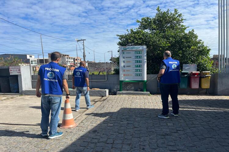 Diferença de preço de combustíveis nos postos de Macaé chega a 17%, aponta Procon