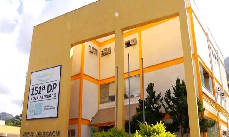 MP cumpre mandados de busca e apreensão na Secretaria de Turismo de Nova Friburgo