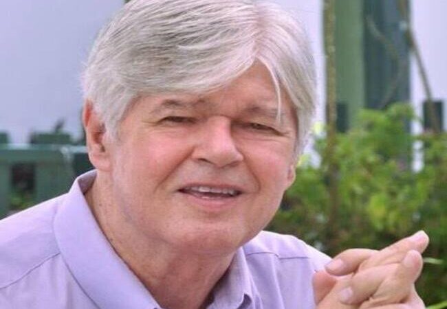 Mestre da crônica esportiva, morre aos 80 anos em Campos, Péris Ribeiro
