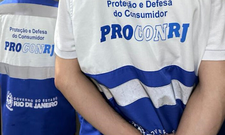 Cláudio Castro anuncia primeiro concurso público do Procon-RJ em mais de uma década