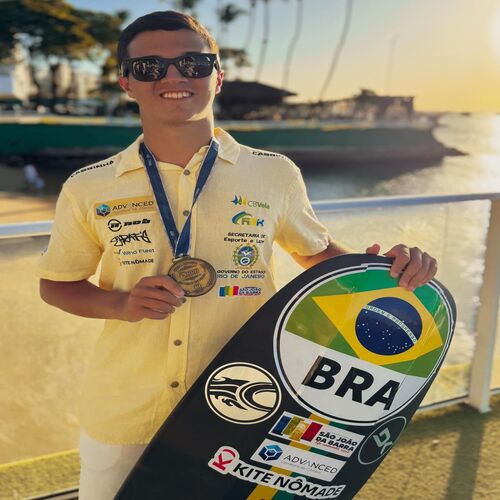 Kitesurf: Atleta de SJB é ouro na Copa Brasil de Vela de Praia de Fortaleza