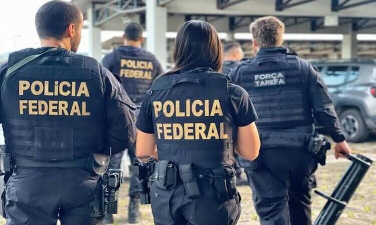 PF prende homem foragido por roubo, em Rio das Ostras