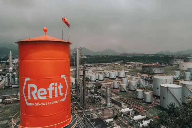 ANP interdita refinaria da Refit no Rio por suspeita de fraude na venda de combustíveis