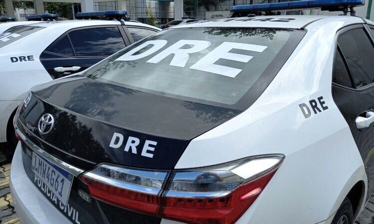 Polícia faz operação em Campos contra traficantes que adquiriam embalagens para venda de droga online