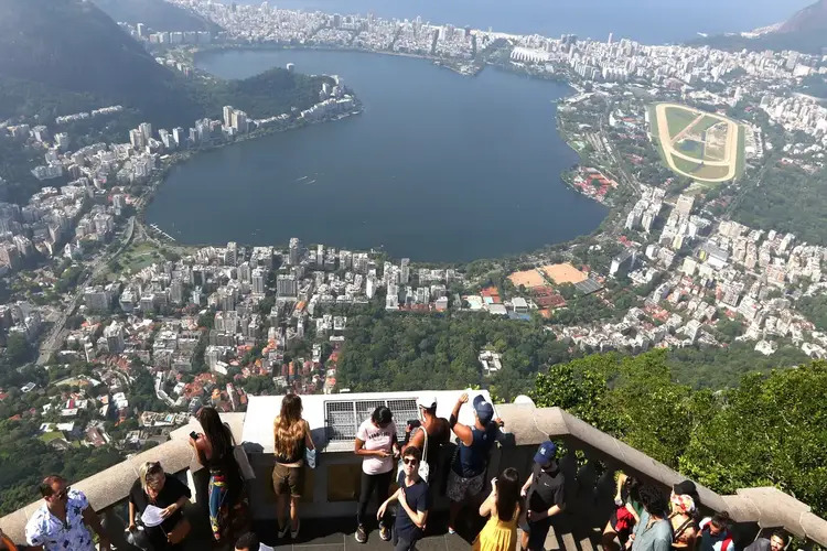Estado do Rio estima receber 2 milhões de turistas estrangeiros