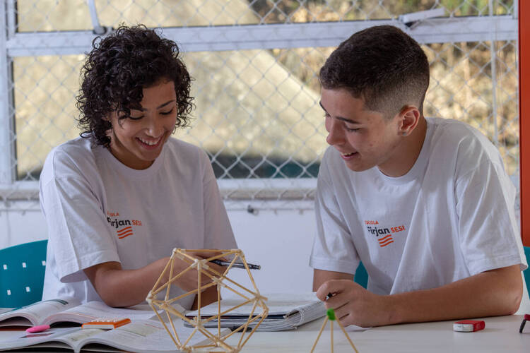 Prazo final de inscrições gratuitas no Ensino Médio e Técnico na Escola Firjan Sesi Itaperuna