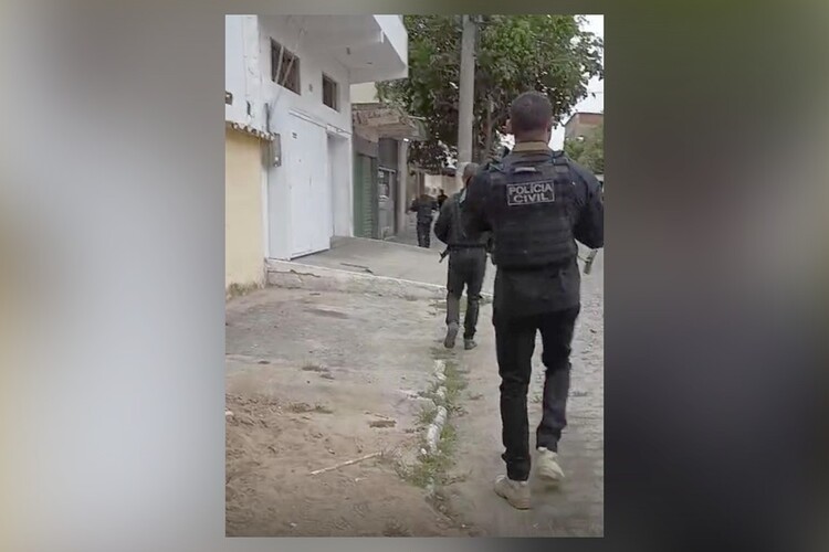 Dois presos em Cabo Frio por invadir sistemas públicos para ocultar mandados de prisão