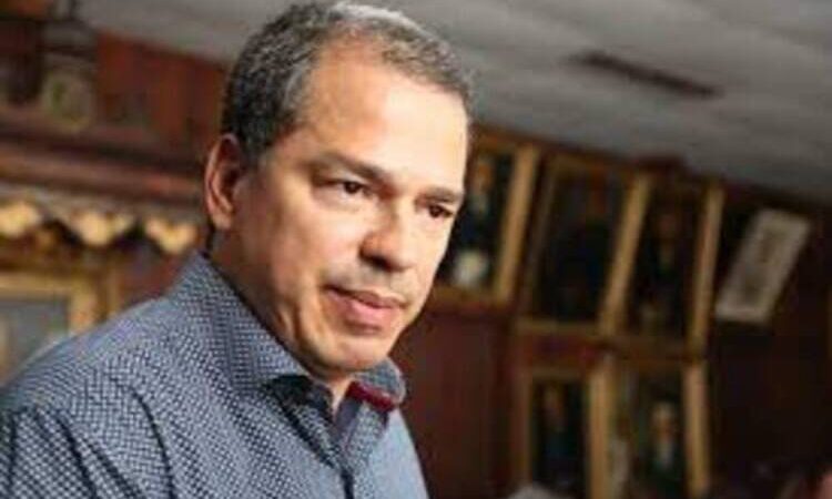 Vice-prefeito de Campos está internado em São Paulo