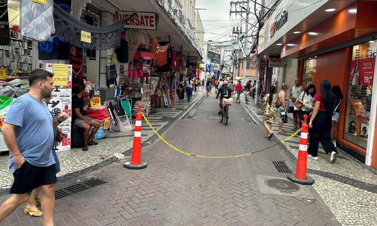 Campos: trecho da rua João Pessoa fechado para as compras até a véspera de Natal