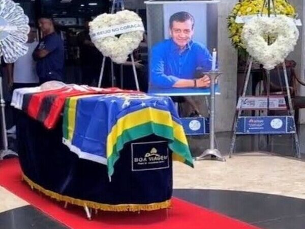 O último adeus ao ex-prefeito de Campos Arnaldo Vianna