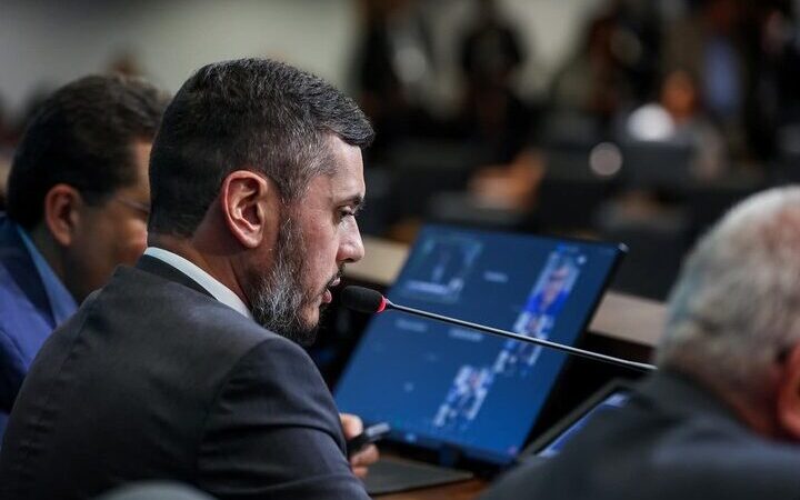 Bacellar pede terceira licença consecutiva do mandato na Alerj