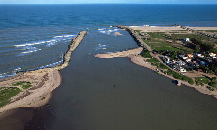 Prefeito de Campos anuncia investimento de R$ 900 milhões no complexo Farol-Barra do Furado