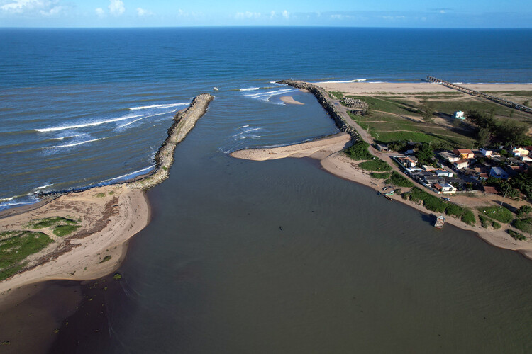 Prefeito de Campos anuncia investimento de R$ 900 milhões no complexo Farol-Barra do Furado