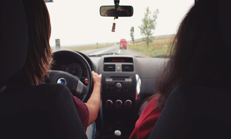 Vencimentos da terceira parcela do IPVA iniciam nesta segunda