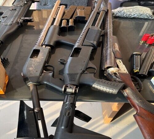 Polícia deflagra em Campos e Rio das Ostras operação contra tráfico interestadual de armas