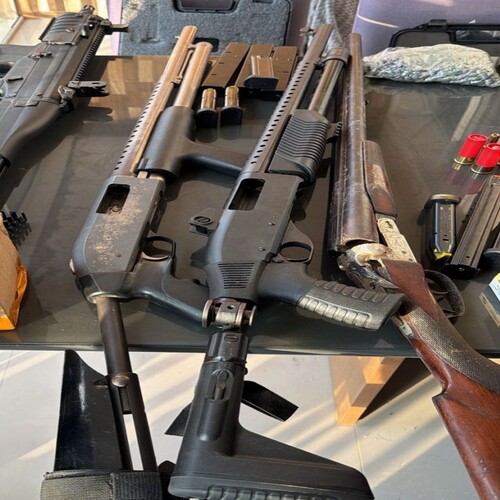 Polícia deflagra em Campos e Rio das Ostras operação contra tráfico interestadual de armas