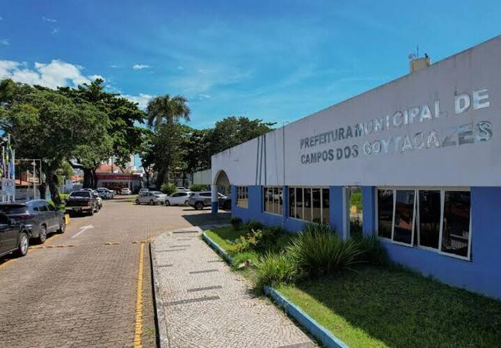 Prefeitura de Campos antecipa salários dos servidores