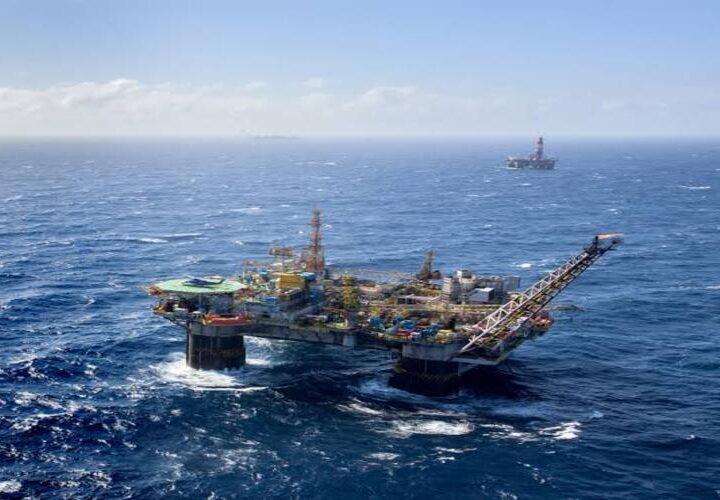 Petrobras retoma 100% da produção em duas áreas na Bacia de Campos
